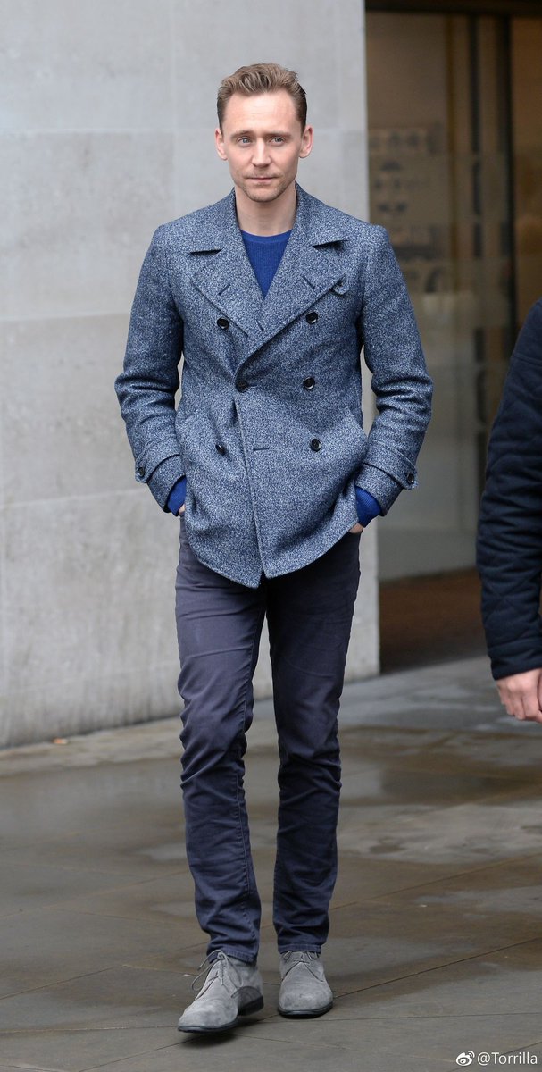 HiddlesSunshine's tweet image. #HiddlesLetterC Coats
 #TomHiddleston @HiddlestonSpam