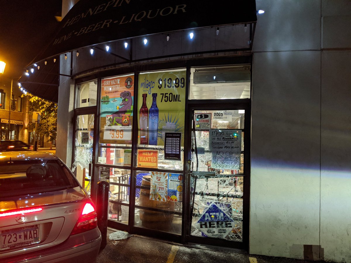 DEVELOPING: On scene in Uptown. Miles from the heart of the   #GeorgeFloyd protests, Henn Lake Liquor was broken into & looted.  @FOX9 for coverage all morning on   #minneapolisriots