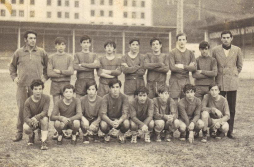 🔴🔵 El éxito de la cantera de Txantxazelai en 1971.
El Eibar acabó cuarto el campeonato de España infantil, un torneo en el que participaron cerca de 3.000 equipos.
#EibarHistory
👉https://t.co/CrTbf8n0xS https://t.co/Q3UKp9cUfJ