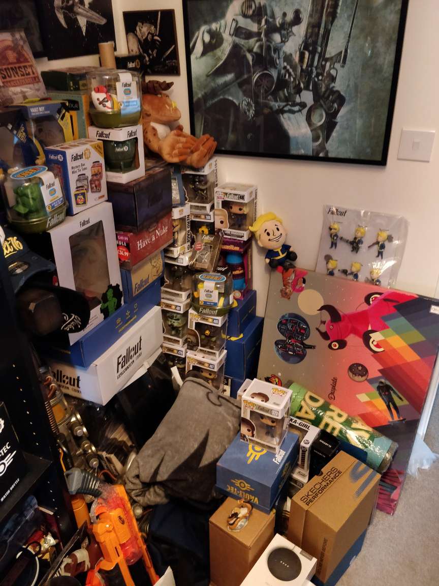 This is Glen's vault, he is a good friend of mine and I'm lucky to also work with him as part of the noblechairs family. I think he likes Fallout... Just a little bit.