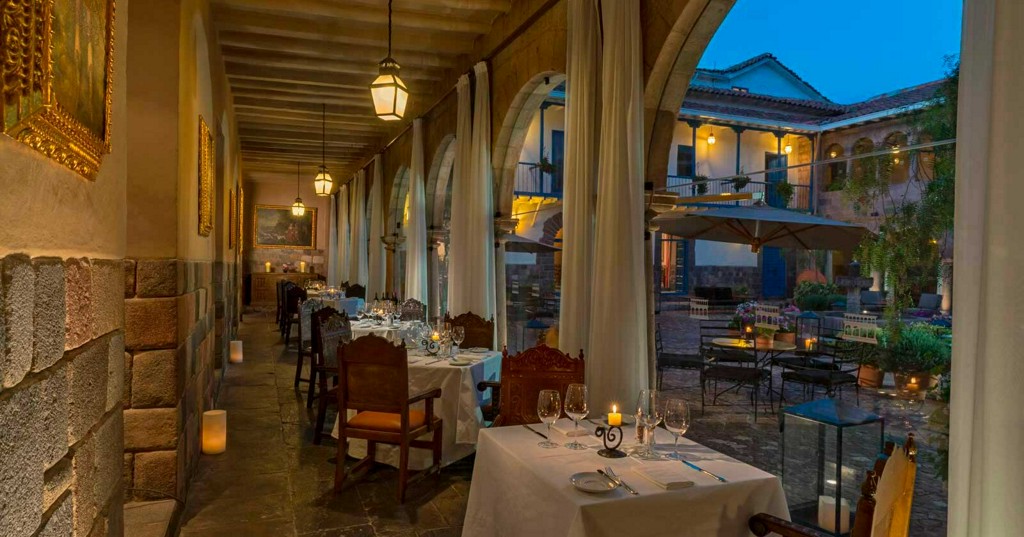 TravelLeisure's tweet photo. The Top 10 City Hotels in Central &amp; South America https://t.co/7H2l8J8Zqw https://t.co/0TsHV3Df8H
