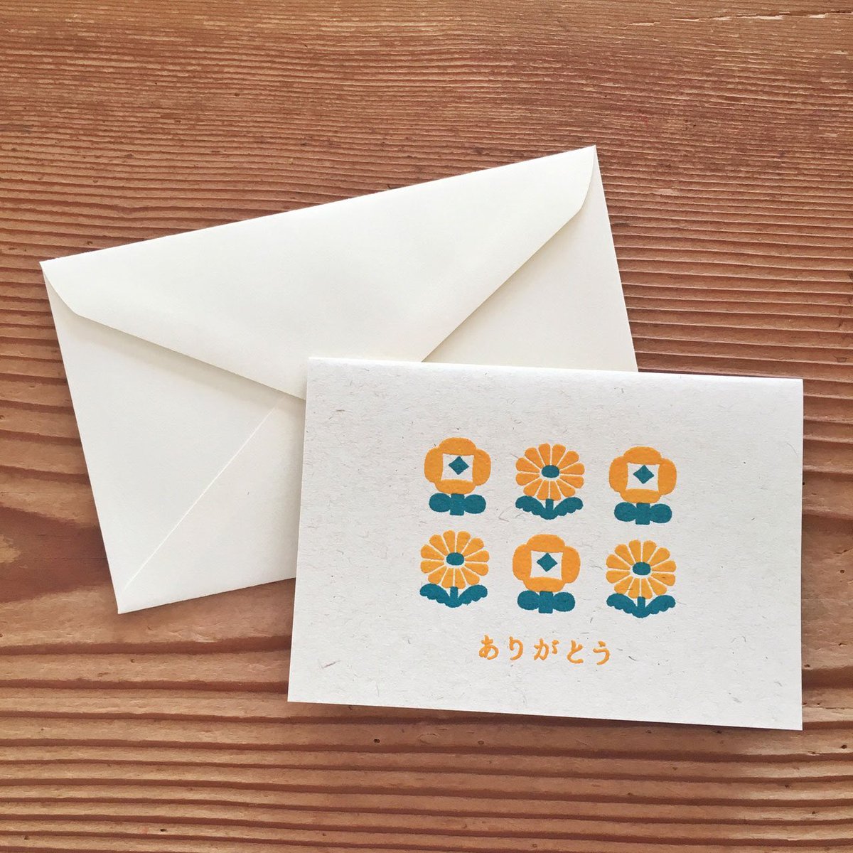鎌倉コトリ 二つ折りのメッセージカード シンプルで可愛いものがあまり無い気がして作ってみたオリジナルのカードです カード 紙もの カテゴリーからどうぞ 二つ折りカード おめでとう ありがとう T Co U1uvxt8jv9 鎌倉コトリ 二つ折りのメッセージカード シンプルで可愛いものがあまり無い気がして作ってみたオリジナルのカードです カード 紙もの カテゴリーからどうぞ 二つ折りカード おめでとう ありがとう T Co U1uvxt8jv9