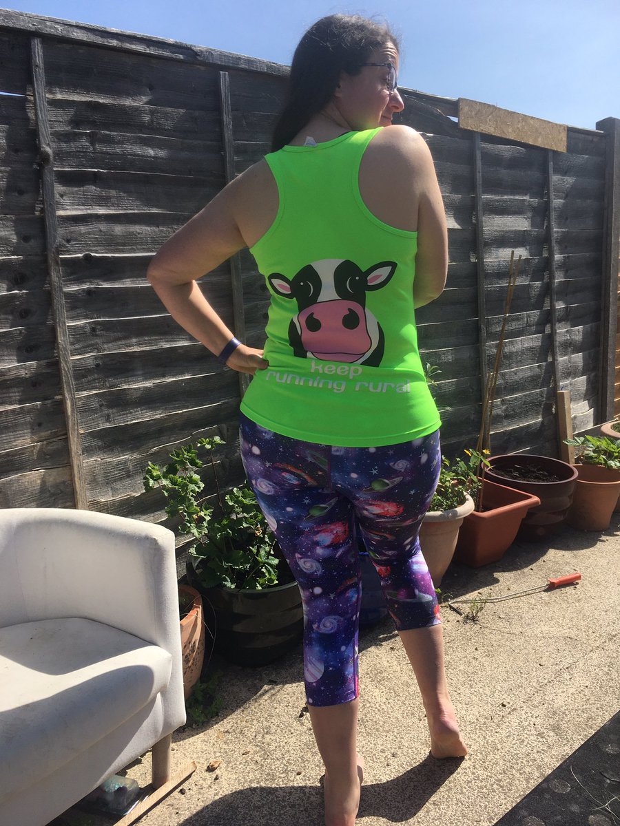 StenchieB's tweet photo. It’s here, it’s my birthday, it’s Kylie’s birthday, it’s #internationalHotPantsDay!! Not practical to stay in my hotpants-esque rugby shorts so now in out of this word tikiboos. Can I show you Uranus? #SupportPerformers @LeNavetBete @TikibooFitness @GHMarathon @kylieminogue https://t.co/fkkIVIzHyy