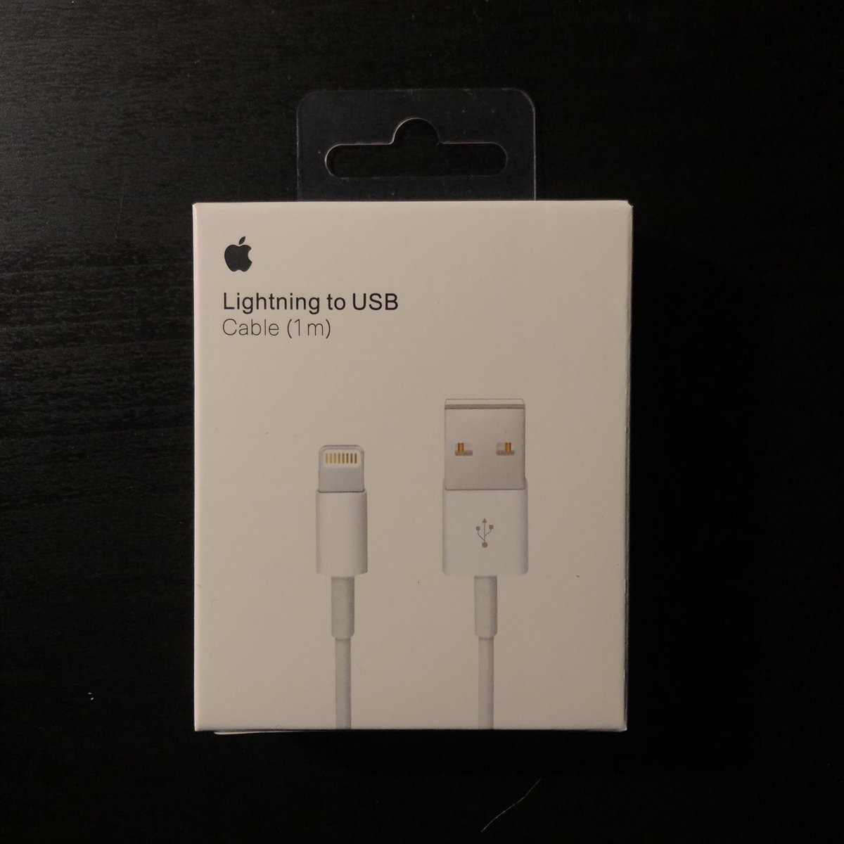 naklahhh's tweet photo. BARANG BARU SAMPAI GUYS! 🤩 

#airpods2 #airpodsmurah #adapter12w #adapteriphone #cableiphone https://t.co/PBQcP4jHUP