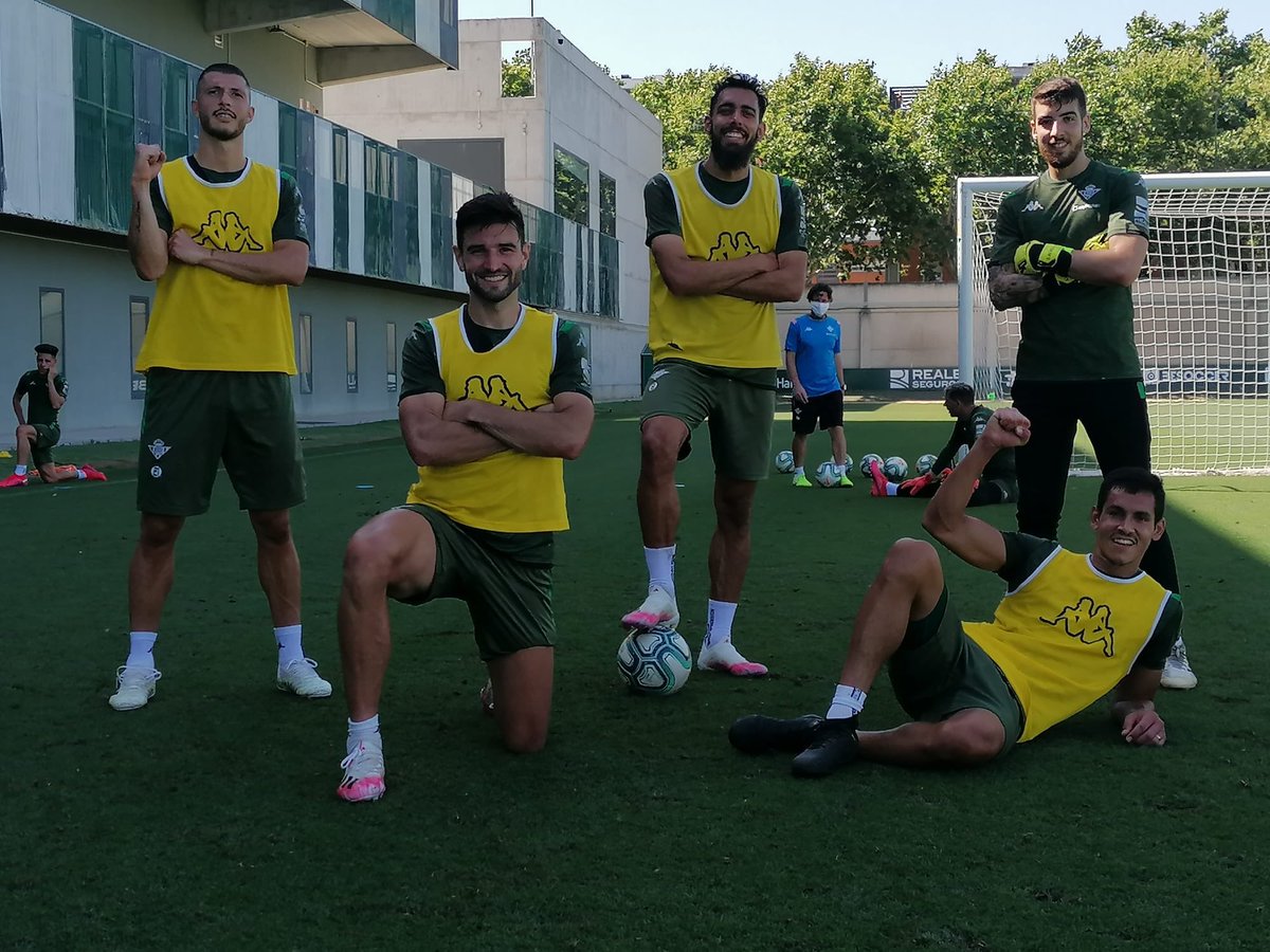 Winning team 🤘🏽

Y fotógrafo top @borjags17 📸 (que por cierto está de cumpleaños, así que os podíais enrollar y mandarle una felicitación 😜)