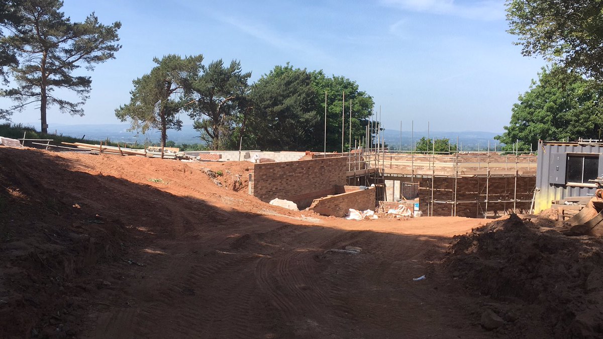 sladenalf's tweet image. This is going to be a beautiful home when finished. Not bad views either. #WeAreOS #Malpas