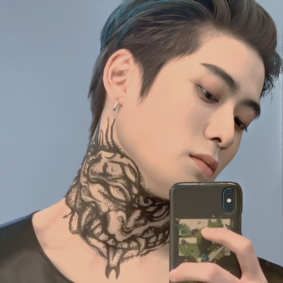 SCS_ENT's tweet photo. [#시한] ain't real tattoos 

#시한 #재현 #HAYDEN #SIHAN #SACORP https://t.co/eVYJr48PYj