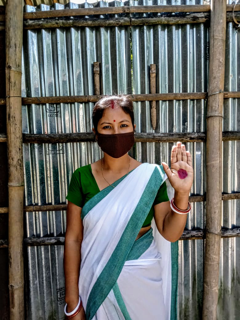 ChirangSbp's tweet photo. AWWs in #Chirang come together against negative social norms &amp; stigma surrounding #MenstrualHygiene. 

#ItsTimeForAction 
#MenstrualHygieneDay2020 
#Reddotchallenge 

@POSHAN_Official @tini_tatatrusts @SPreraks @SPreraksNE @MinistryWCD https://t.co/ND9MpfqSwg