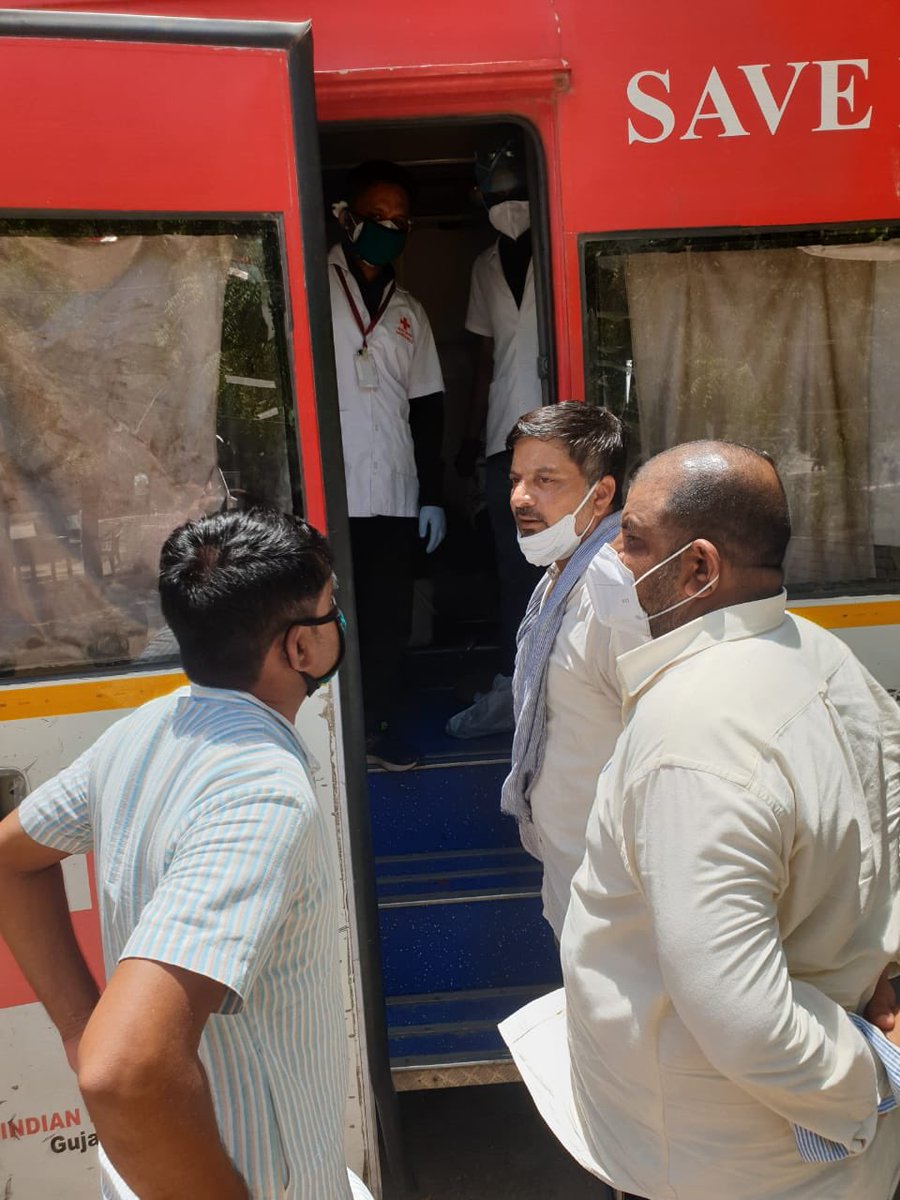 navdeepdodia's tweet photo. રક્ત દાન..મહા દાન
આજ રોજ ‘થેલેસિમિયા’ ગ્રસ્ત ‘ઈશ્વર નાં રુપ સમા’ બાળકો માટે @કરકથલ..તા:વિરમગામ ખાતે ‘રક્ત દાન’ કેમ્પ યોજાયો.#SaveChildSaveNation @narendramodi @AmitShah @PMOIndia @vijayrupanibjp @jitu_vaghani @CMOGuj @ChaudhryShankar @pradipsinhbjp @randhirsinhbjp @SDMViramgam https://t.co/kTcLftJdTI
