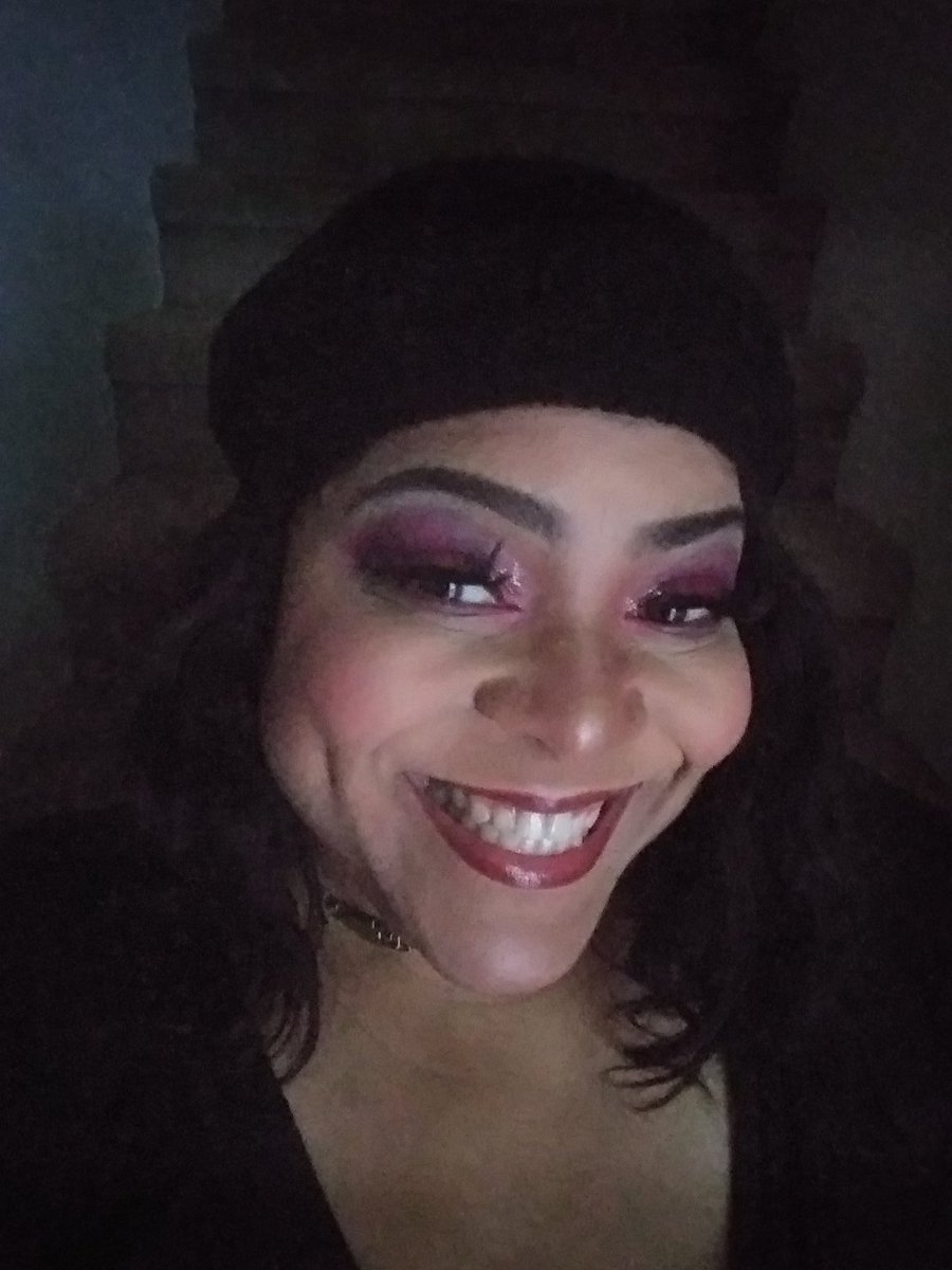 itsallnunew2's tweet image. There is nothing wrong with being a ray of sunshine on a cloudy day. #putHimfirst #Jhanasjourney #itsallnunew #smilesformiles😬 #increments #abetterme #SocialDistance #StayConnected