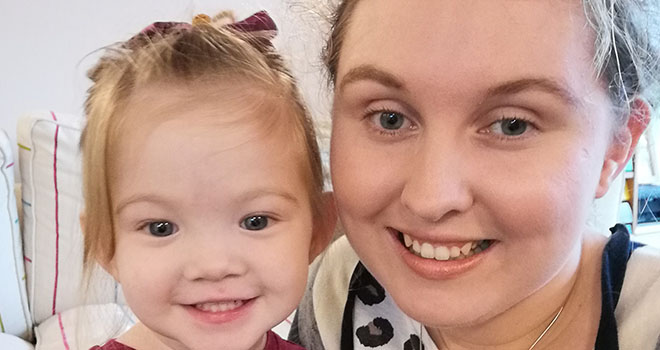 ueahealthsci's tweet photo. @uniofeastanglia student #LearningDisabilities nurse @EmilyLuisaPat will be appearing on @GMB tomorrow morning to talk about separating herself from her daughter to work on the #NHSfrontline & creating a fantastic @signalong video with her peers. #StLDN🌈💞https://t.co/ogwiieXPZ0 https://t.co/PW92CpC723
