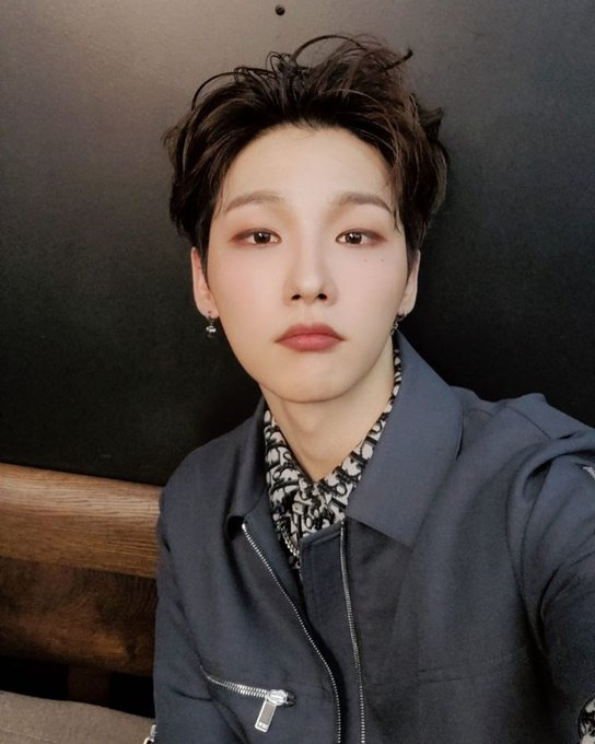 INTL_AB6IX's tweet photo. [📸/200528] AB6IX_official instagram update with Jeon Woong

"🌸Dazed~~ Two points~~☺"

🔗: https://t.co/DMAna4FEPA

©INTL_AB6IX

#AB6IX #에이비식스 #임영민 #전웅 #김동현 #박우진 #이대휘 
@AB6IX @AB6IX_MEMBERS https://t.co/YGkHBLwQvy