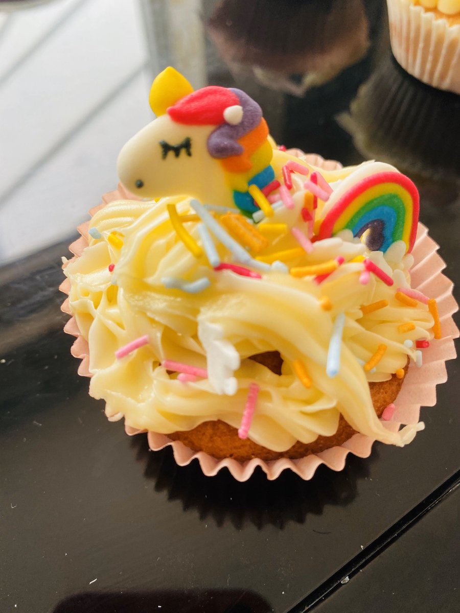 Akshayaa3387's tweet photo. #longmoorvirtualbakeoff D’s day into baking @longmoorcps https://t.co/UlJf42TiNw