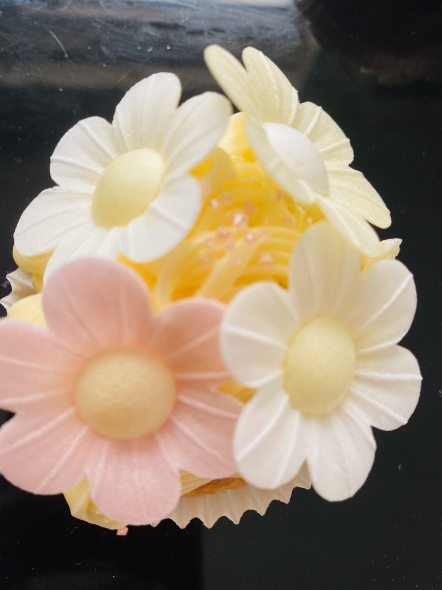 Akshayaa3387's tweet photo. #longmoorvirtualbakeoff D’s day into baking @longmoorcps https://t.co/UlJf42TiNw