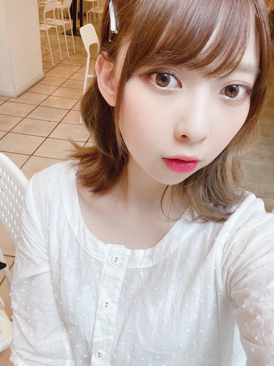 ysl_hanabi's tweet photo. 【Twitterアカウント移行のお知らせ】

本日2つ目のお知らせです！
新しく私のTwitterアカウントが開設されました😆✨

6月1日からまた新たな気持ちで《@hanabi_0511 》の方で活動していきます！
このアカウントは5月31日以降は使わないのでお気をつけください！
忘れないうちにフォローしておいてね🌷 https://t.co/76GoPmZnJ0