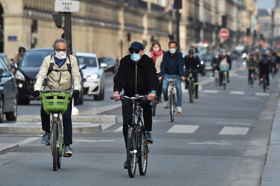 France Triples Emergency Budget For Cycling To Keep People Out Of Cars As Lockdown Eases. forbes.com/sites/carltonr… “In a few weeks, the [COVID-19] crisis has won more for cycling than years of bicycle campaigning,” said French environment minister @Elisabeth_Borne