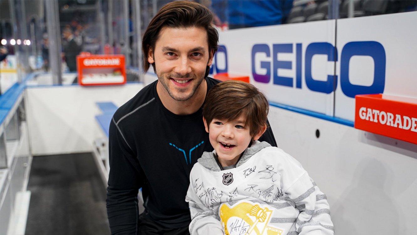 Pittsburgh Penguins on X: Kris Letang on how Alex feels about being  nominated for the best team video in #NHLFanChoice: He's laughing. He  would like to win, obviously. He's sending all his