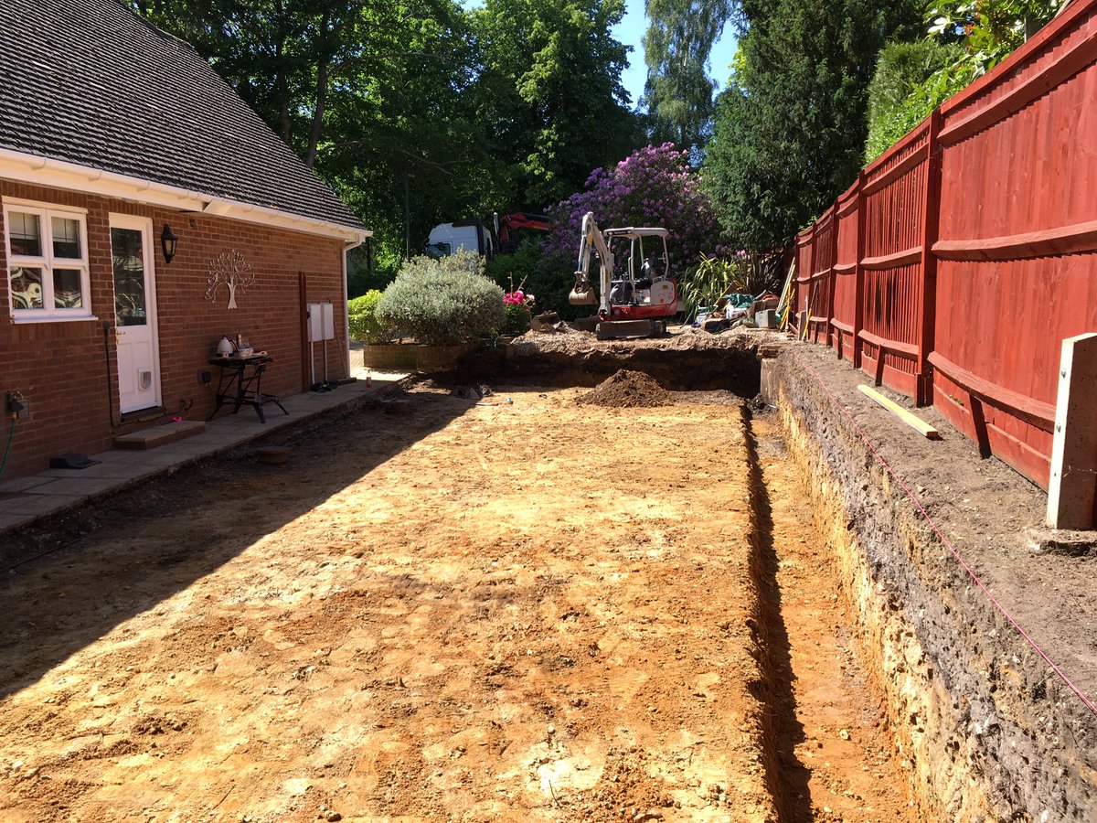 alwaysdigging's tweet photo. A reduce dig in Camberley for a new summer house and patio. Footings dug for steps and retaining wall. https://t.co/hRVuQiGjSa