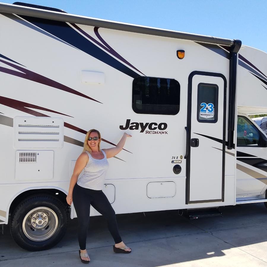 AllValleyRVCA's tweet photo. Javier Galvan and All Valley RV Center congratulate Julia on her Jayco motorhome purchase! Wishing you many wonderful adventures
#rvthereyet #antelopevalley #santaclaritavalley #rv #gorving #makememories #rvlife #camping #seekadventure #rvsales #campoften #LetsJayco https://t.co/oWleiIXWvF