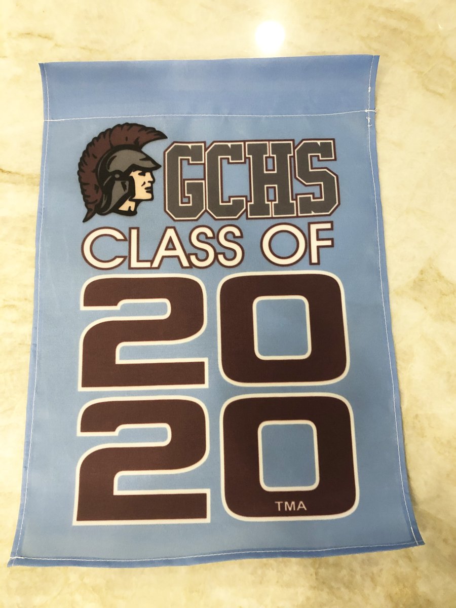 GardenCityBC's tweet photo. Support TMA Booster Club of GC- We are selling Class of 2020 Lawn Flags - 12"x18" $25. 
Perfect to use on your lawn, front door, bedroom or dorm room! Email tmagcny@gmail.com if you would like to order. https://t.co/iyDCSDDMF2