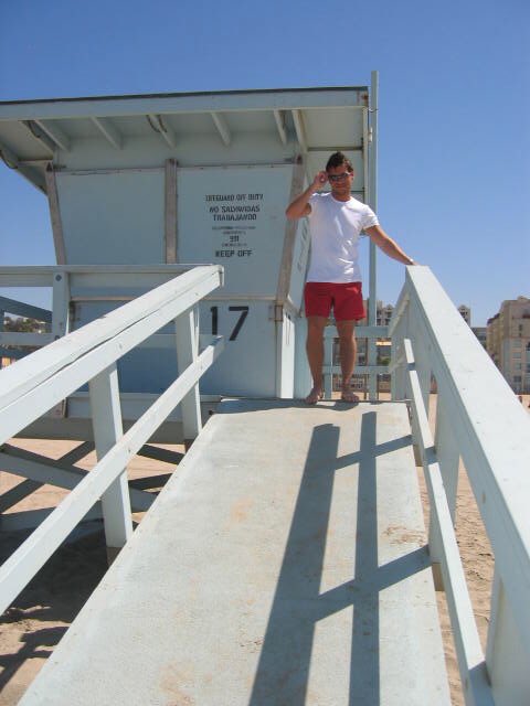 tbwUltraPowers's tweet photo. #tbt ... Baywatch / Santa Monica (July 2004) 

@baywatch 
@RandomBaywatch 

#16yearsago #santamonica #santamonicabeach #california #californiadreaming #beach #baywatch #lifeguardtower #tower17 #throwbackthursday https://t.co/vsbFu7h7es