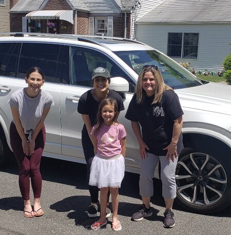 Miss Anton tweet media