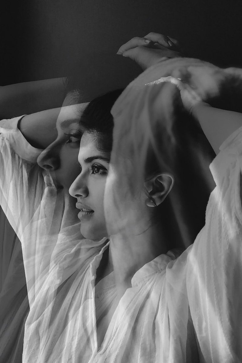 akash_megha's tweet photo. Pause... 🤍 https://t.co/RrbCh32Eof