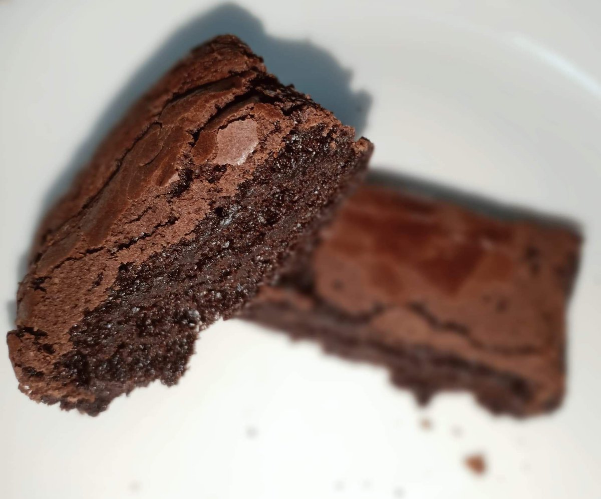 nims crispy choco 130฿, brownie 15฿ tweet media