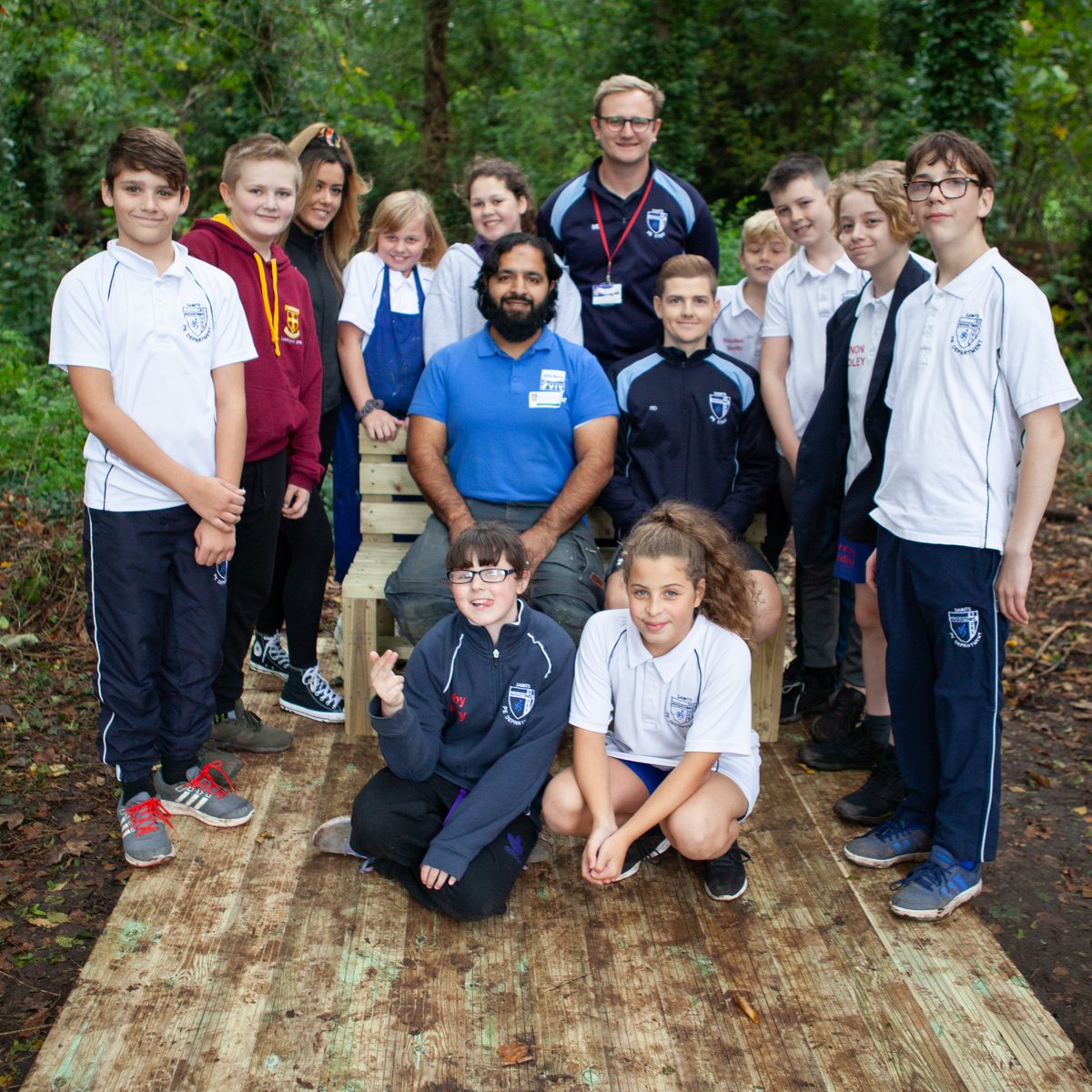 VIYproject's tweet photo. Sunny days like these reminds us of some of our fabulous outdoor VIY projects including @ChapelHigh , @junior_bede and @PriorySouthsea all participants on our @CareerEnt mentoring programme. We cannot wait to get back out in the sunshine with projects. #tbt #mentoring #VIYschools https://t.co/rcj8LlwWbV