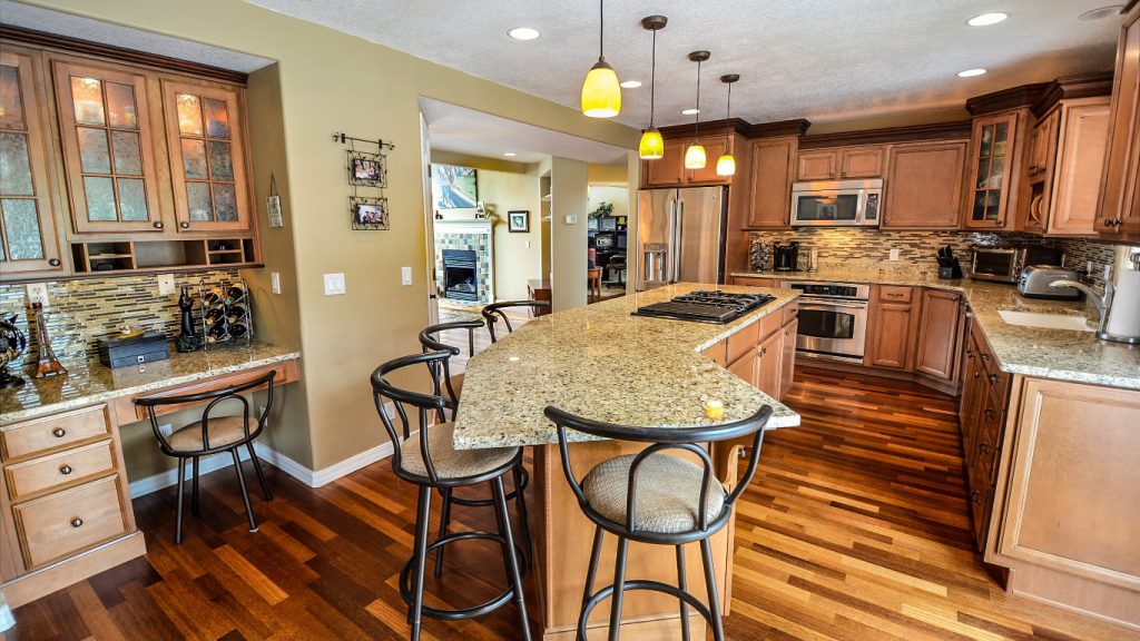 RenoCompass's tweet image. Thinking about renovating your kitchen? Read our blog post Your Step-By-Step Guide to Kitchen Renovations, you won't want to miss it!

renocompass.ca/en/kitchen-ren…

#blogpost #kitchenguide #renovationguide #renovations #kitchengoals #richmondhill #homesweethome