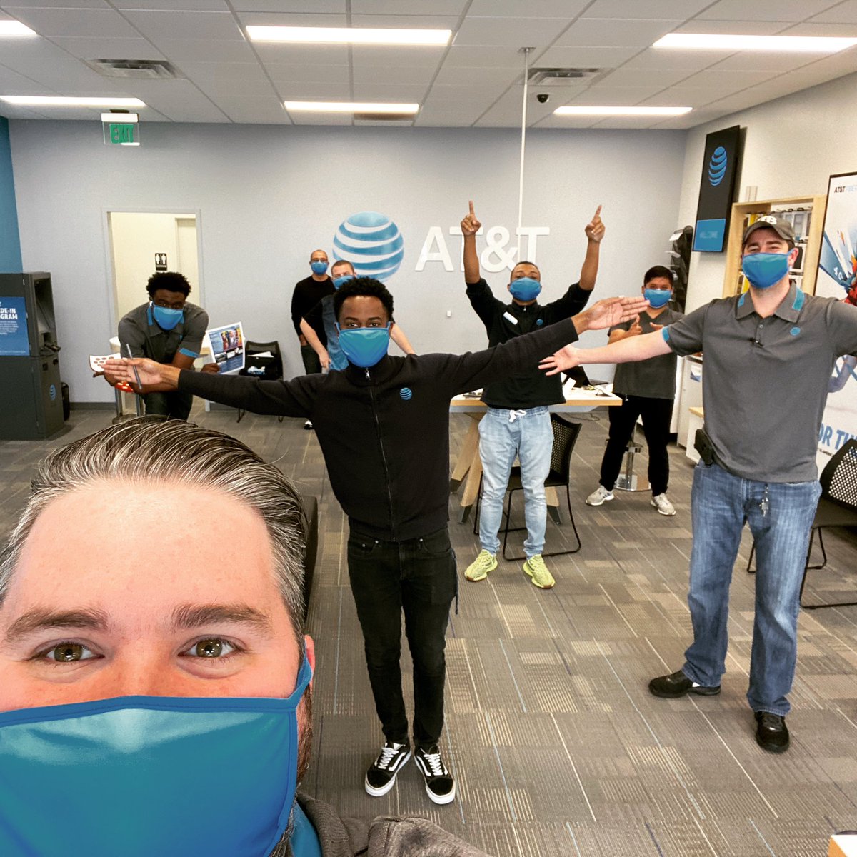 skalsky1414's tweet photo. Steeplechase is not relaxing and ready for maxing! That's right #HBOMAX is here and we are excited to bring this amazing product to our customers. #hbomaxout #gschbomaxout #hbo #att #lifeatatt #atttv #teamlegend @marvymoore @DuncNation1 @gsc_unitedforce @QueD31 https://t.co/qcDgDmtcIb