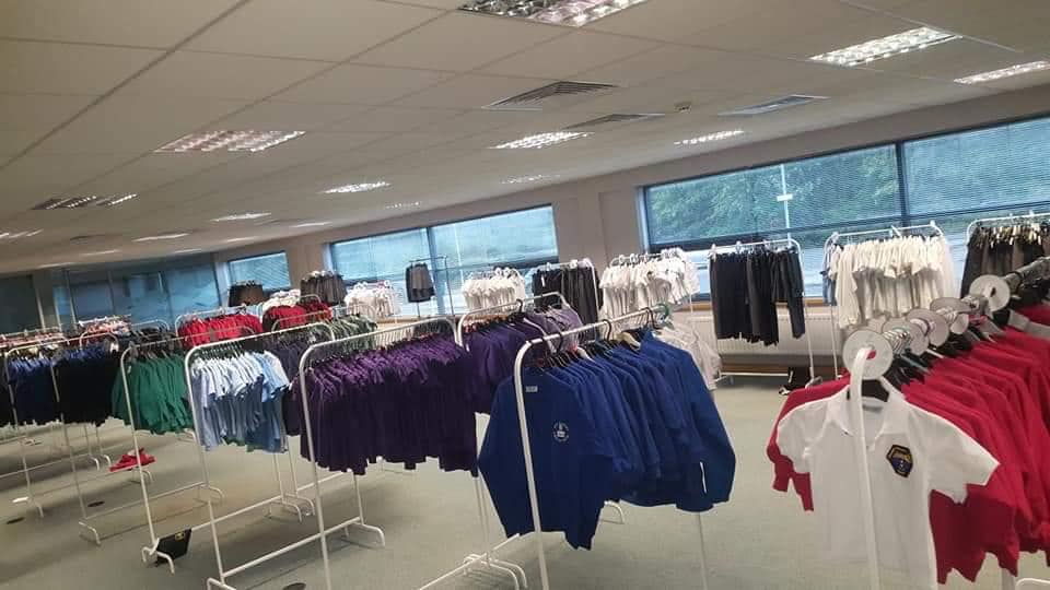 FundrGlobal's tweet photo. Reducing regional poverty in a remarkable way!. Check out the Newcastle upon Tyne based 'Helping Hands Hub' project!

#fundr.org #clotheandfeed #newcastle #clothe #feed #charity #community #hub #helping #hands #poverty #help #clothing #food #life #essentials #family #vulnerable https://t.co/hqXZ2W634a