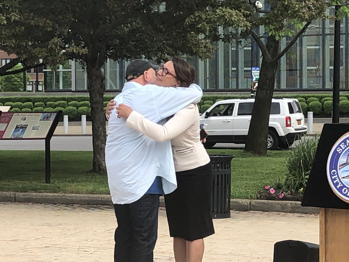 Eileen Buckley (@eileenwkbw) on Twitter photo Jessica Croce says she signed papers with <a href="/douglasdevdc/">Douglas Development Corp.</a> yesterday for the Statler purchased. She hugged Doug Jemal handing him a “key” to building. <a href="/WKBW/">7 News WKBW</a> Jessica Croce says she signed papers with <a href="/douglasdevdc/">Douglas Development Corp.</a> yesterday for the Statler purchased. She hugged Doug Jemal handing him a “key” to building. <a href="/WKBW/">7 News WKBW</a>