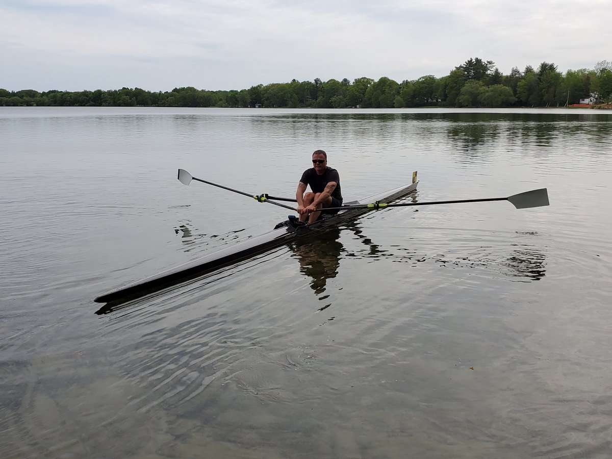 coachpurcer's tweet photo. Interesting idea, rowing with ome Comp and one Smoothie2.  How does it feel? #datacollectionday #GBRC https://t.co/VsqhlApl8h