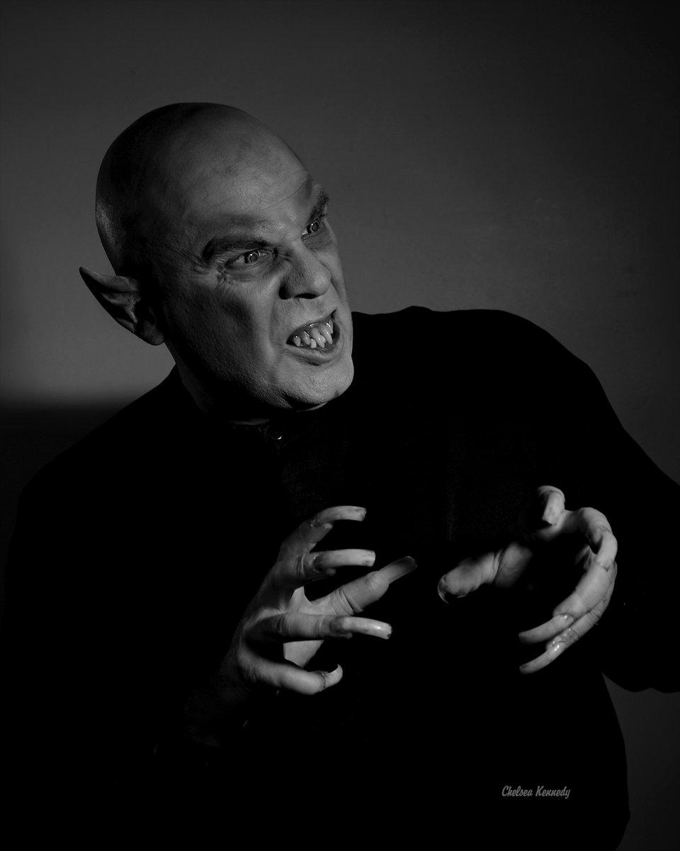 DeddFredd's tweet image. Me stepping outside the first time after quarantine. 
#StaySafe