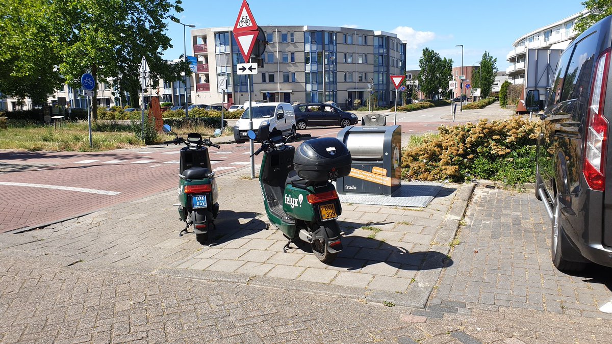 Janet Bakker tweet media