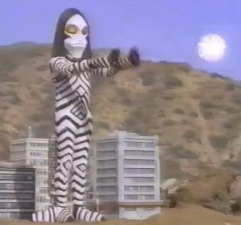 Twitter 上的 どどりあ 今季はローマ注目 子供の時に見たパワードのダダのせいで 未だに苦手意識が抜けない T Co Mqifyqlsmm Twitter