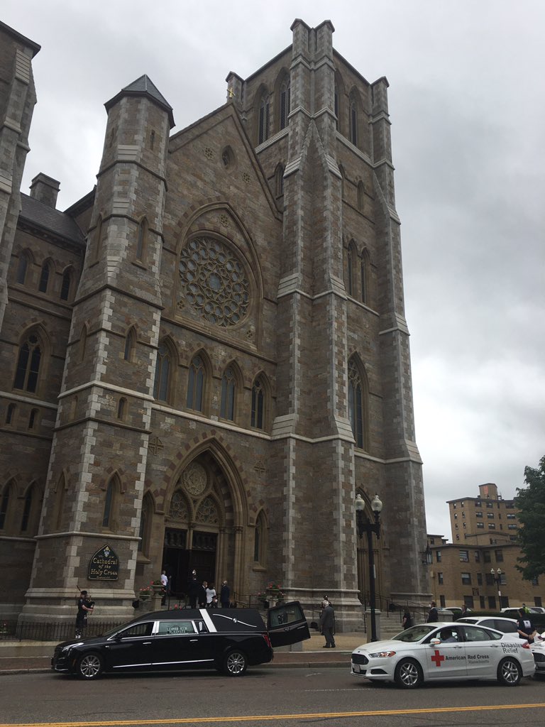 tedwayman's tweet image. Funeral mass for Donna
Morrissey@Cathedral of HC
#WCVB