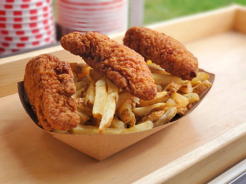 Kalt_Ben's tweet photo. Library Lockdown Link:

Windsor Recreation is hosting a drive thru food truck and food drive on Saturday, June 13th at Windsor Wonderland park.

Details below!

https://t.co/NC2dgJBqa2 https://t.co/rNkRv2fzky