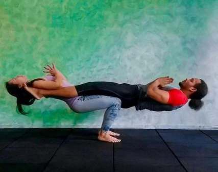 44+ Awesome 2 Person Yoga Poses | Yoga poses for two, Easy yoga poses, Partner  yoga poses