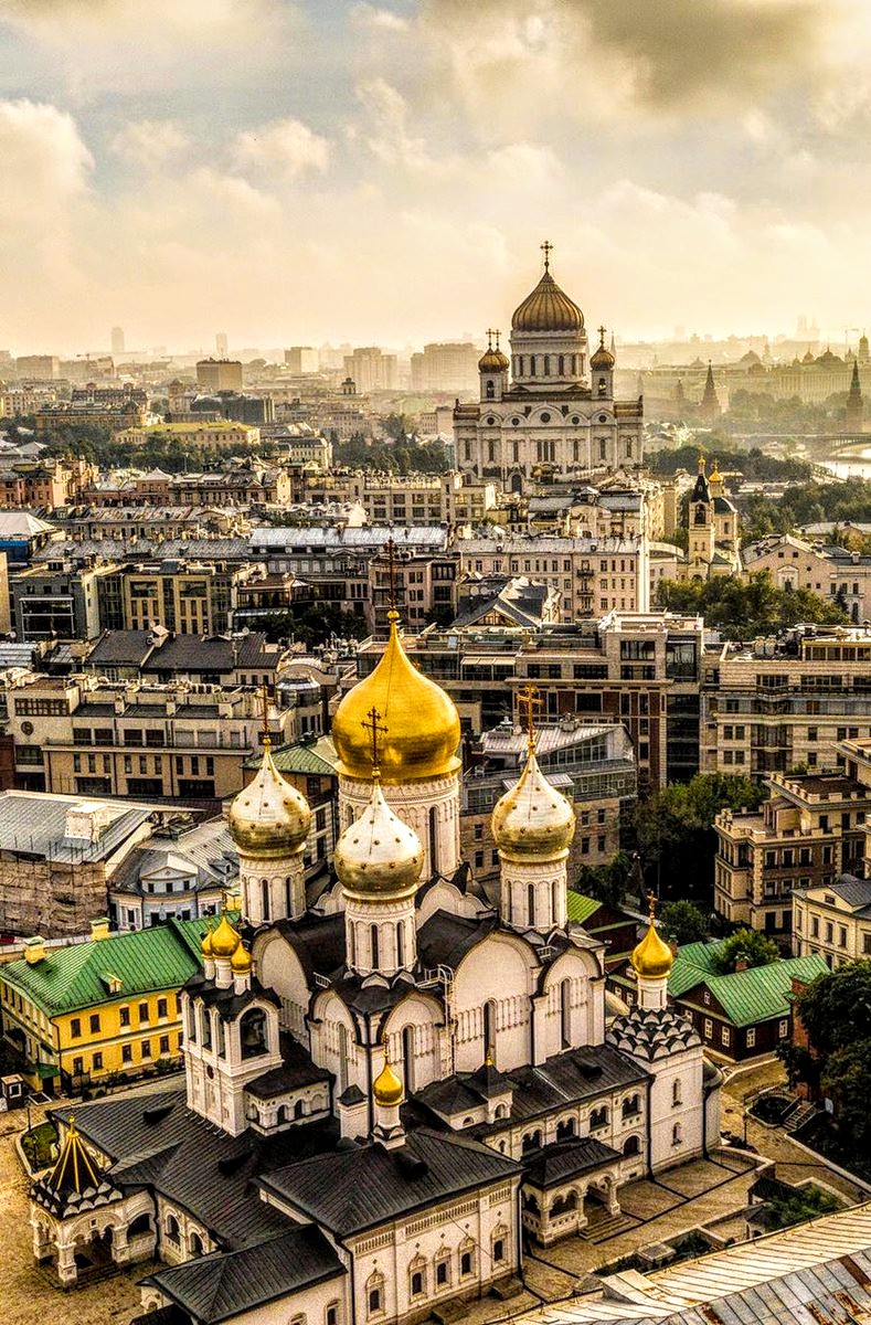 vozvr's tweet image. 100 ЗНАМЕНИТЫХ МОНАСТЫРЕЙ
30. Зачатьевский монастырь. 
1360 г. Москва. 
@history_RF    #СТОМОНАСТЫРЕЙ
Буквально двадцать лет назад от средневековой обители оставались лишь надвратная церковь, пара зданий и часть стены. 
Ныне это украшение столицы с великолепным новым собором!