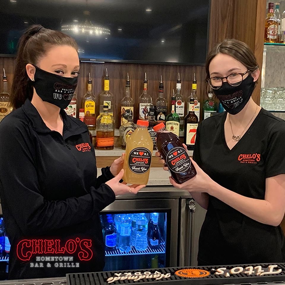 mvp_plastics's tweet photo. It’s Thirsty Thursday and we are featuring @ChelosBarGrille who is changing the game with some delicious mixers and our @mvp_plastics bottle!
🍸
🍹
#thirstythursday 
#drinks #mixers #coldpressed #beverage #drink #packaging #packagingdesign #bottle #bottles #localbusiness https://t.co/JLzzKrmqpy