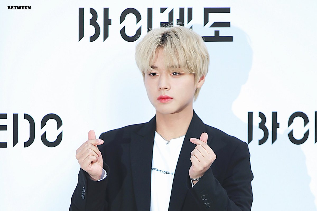 betweenus_529's tweet photo. 태어나서 정말 고마워요, 
언제나 우리 곁에서 합게하자
지훈아 사랑합니다❤️

#메이만의_투투_지훈데이 
#OhMyWing_Birthday
#박지훈 #지훈 #ParkJihoon #Jihoon https://t.co/zcPuKDikTv