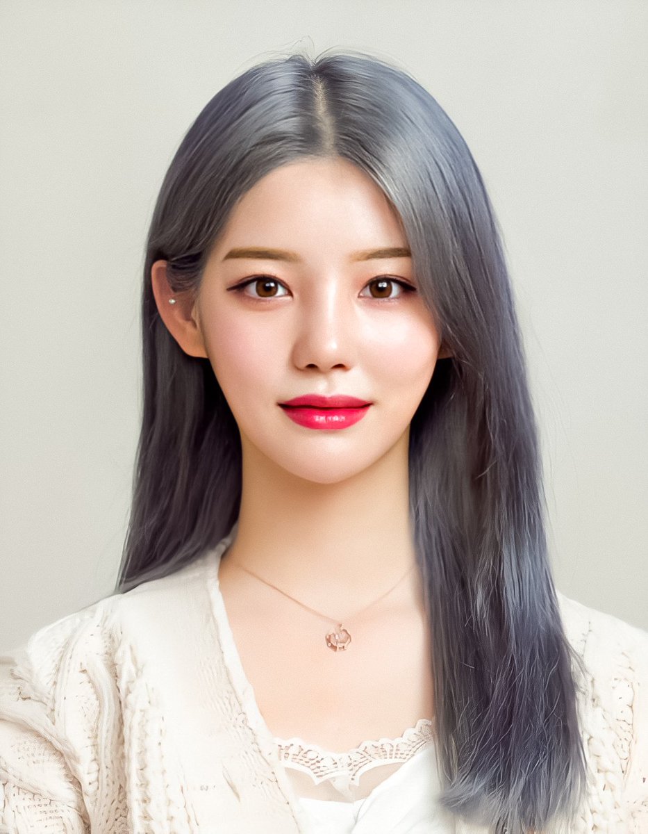 STOPyujin's tweet photo. 얼굴천재 고유진 증사 고화질로 즐기자...༼ಢ_ಢ༽ https://t.co/ajunEsII2M
