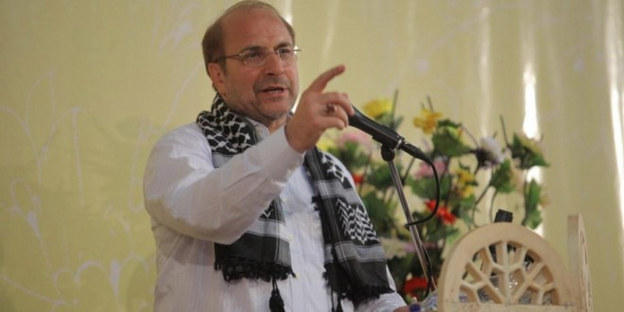 THREAD1)Mohammad Bagher Ghalibaf has been appointed as  #Iran’s new parliament speaker. He is known for publicly boasting about personally beating protesters during the 1999 student uprising.