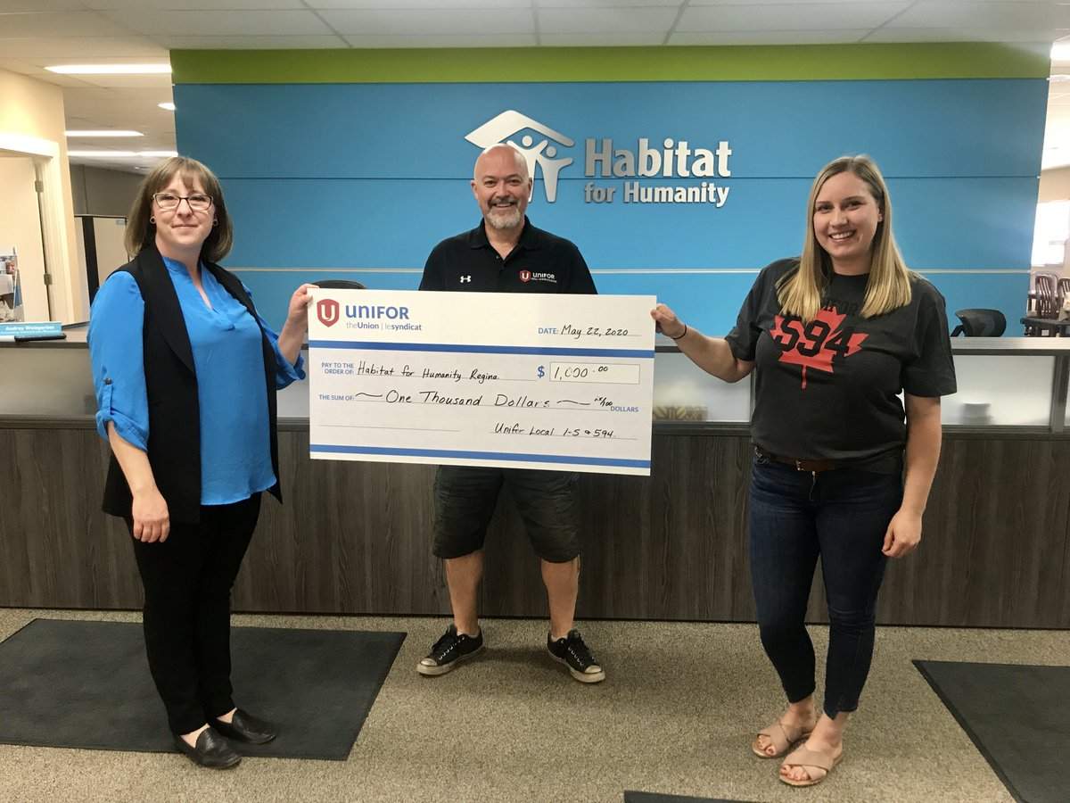 Unifor594's tweet photo. .@habitatregina is a non-profit organization that works to break the cycle of poverty in our communities through affordable homeownership. #Unifor594 proudly joined @unifor1S in donating to this amazing cause! #Working594Community https://t.co/5Hbz01w9X6