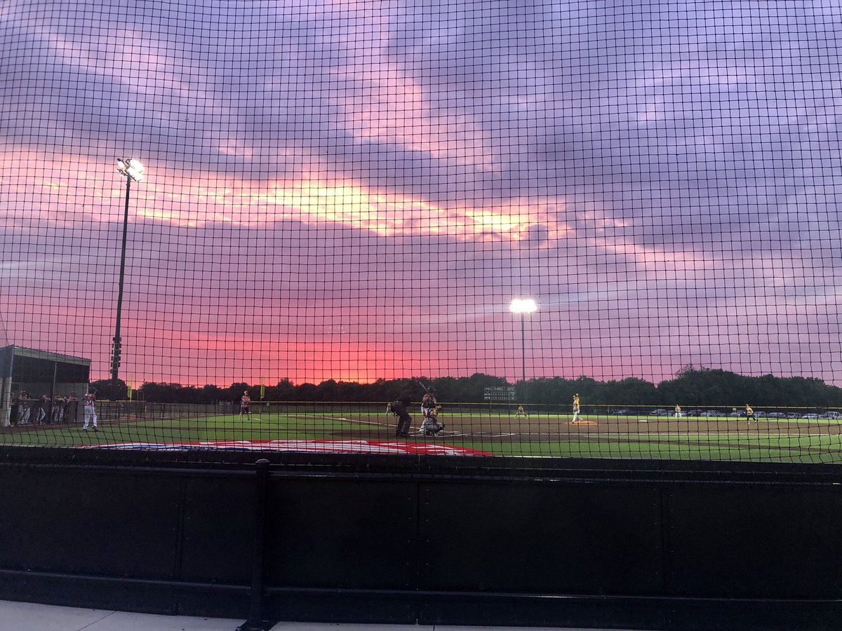 jenlynlin's tweet photo. Nothing better than Kansas skies and baseball! @GenesisSportsKS #newtonbaseballclub https://t.co/7z5NAwHPgr