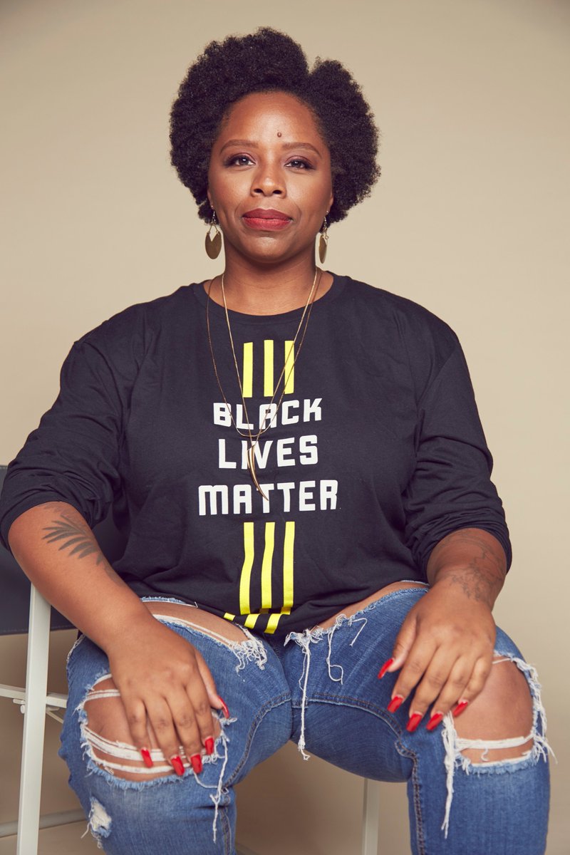 𝐩𝐚𝐭𝐫𝐢𝐬𝐬𝐞 𝐜𝐮𝐥𝐥𝐨𝐫𝐬: cullors is an artist and activist, and an advocate for prison abolition in los angeles. she is a cofounder of the black lives matter movement.