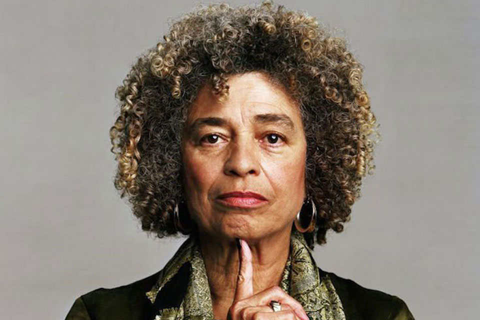 𝐚𝐧𝐠𝐞𝐥𝐚 𝐝𝐚𝐯𝐢𝐬: her areas of activism are communism and feminism, and she was briefly involved in the black panther party, which was founded by marxist college students, during the civil rights movement.