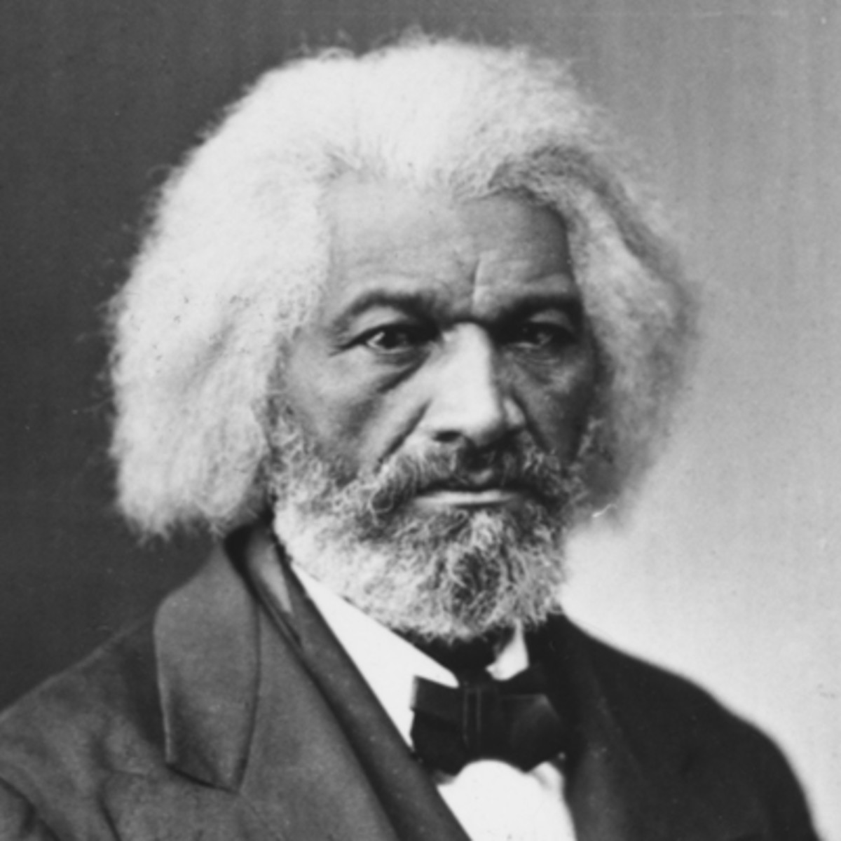 𝐟𝐫𝐞𝐝𝐞𝐫𝐢𝐜𝐤 𝐝𝐨𝐮𝐠𝐥𝐚𝐬𝐬: he was a social reformer, abolitionist, orator, writer, and statesman.